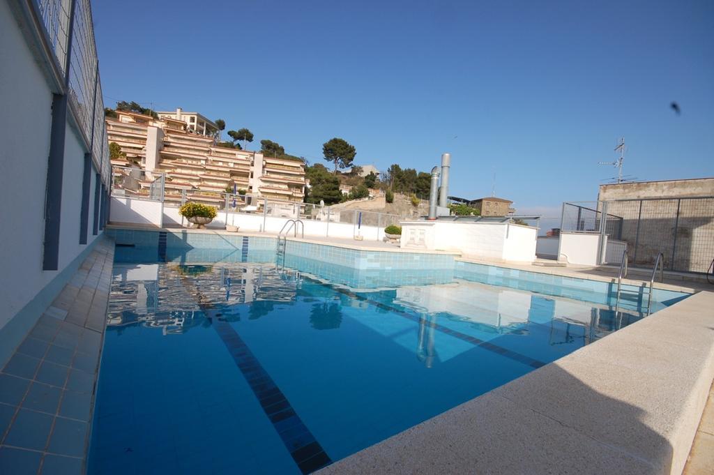 Lets Holidays Apartment Pool Terrace Tossa De Mar Exterior photo