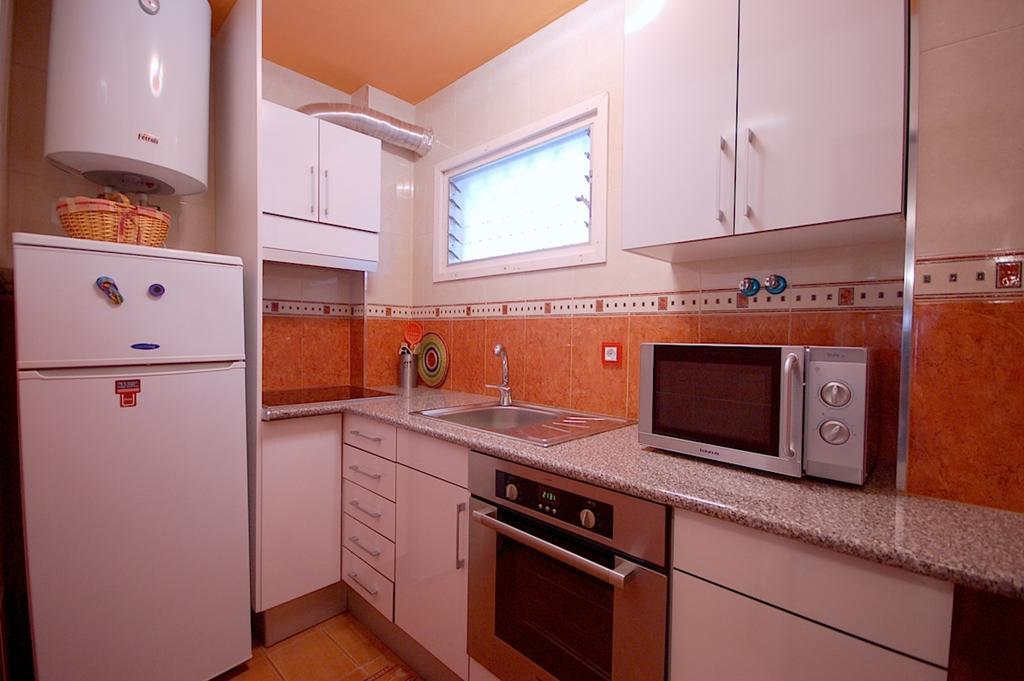 Lets Holidays Apartment Pool Terrace Tossa De Mar Exterior photo