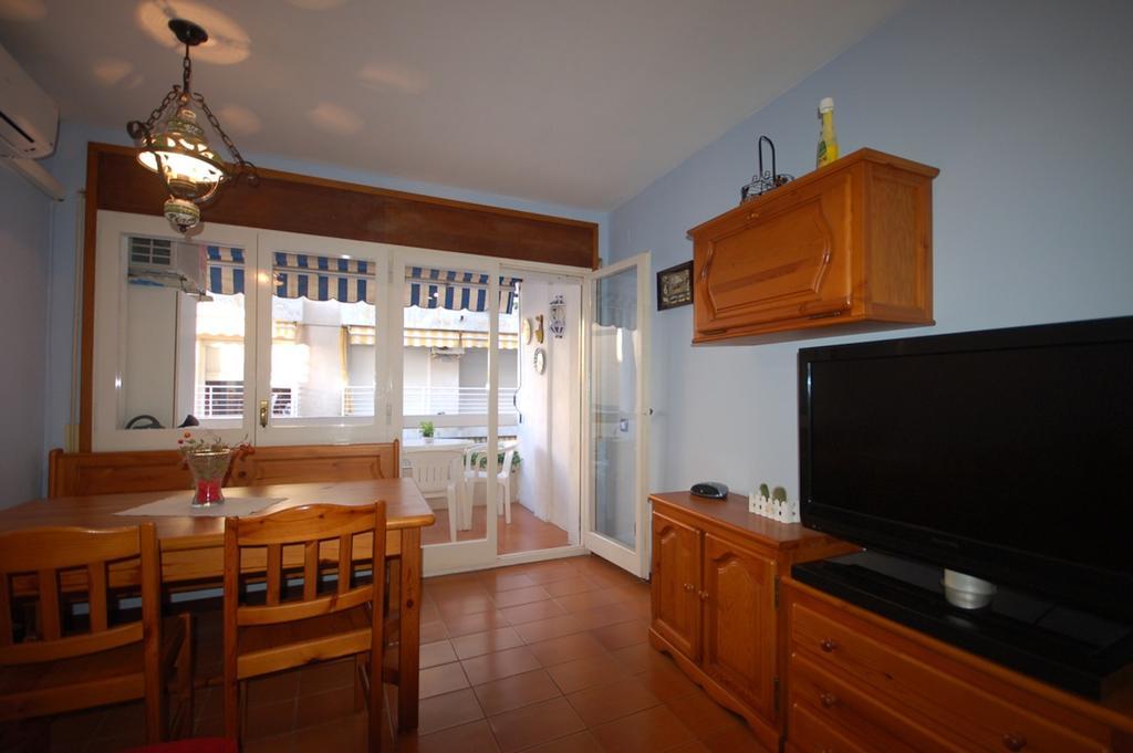 Lets Holidays Apartment Pool Terrace Tossa De Mar Exterior photo